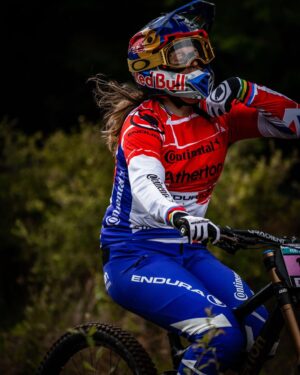 Rachel Atherton Instagram - Just after I cased the jump & my shoulder went AWOL 🤮

The emotions of racing are just RIDICULOUS!! 
From the lowest lows when I hurt my shoulder
somehow with a lot of treatment & physio I was able to put a race run down & im SO STOKED to finish  p 8 !! 
To the highest highs of World Champ for @charlie_hatton1 🌈

To race at Fort William again for world champs was the dream & I was so devastated when I thought I was out, but Gee was adamant I had to at least give myself the opportunity for race day, by completing a 2nd practice run & starting my QUALIES run, 

When I dropped in for QUALIES the plan was to pull over straight away but when I actually ignored the pain for a bit it felt sort of not too bad & I was like, “oh my god, I think I can carry on! “ 

When I made it thru the first rocks then the first rock drop where Nina crashed, I thought “If I can go off this drop & I’m ok, I can get down!! 

Anyway come race day, the more I seemed to use the muscles the better, LOTS of physio & taping but race day I was not convinced, it was still pretty sore & felt unstable, 

But I am SO pleased I pushed on & could manage a race run

 & THANK YOU EVERYONE WHO CHEERED it really makes a big difference when the going gets tough, the crowd help the racers so much ❤️❤️❤️

To see @charlie_hatton1 & @andreas.kolb66 go 1 & 2 in men was just MENTAL!! 

What a weekend!! 

🌈🖤 
@athertonbikes  @athertonracing #fortwilliam #uciworldchampionship #mtb #mtblife