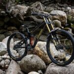 Rachel Atherton Instagram - Stealth Mode 🥷Engaged! Black & Gold, baby 🖤 HOW sick does this look?! To see the anodised gold A on this bike means so much🖤 thank you crew @athertonbikes, all of you, @athertonracing for doing this 🖤🖤🖤 🥷 My first “colour” on an atherton bike & we went gold 👌 we pour all the energy of our small team into actually making these bikes for customers & us racers, and making them damn good! so colour has taken a back seat for the first few years, this means a lot 🖤😮‍💨💪 @nathhughesphoto UCI World Championships