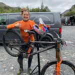Rachel Atherton Instagram - Recents 👌👌❤️ feeling thankful for this combined life ❤️❤️❤️ @athertonracing x @conti_mtb goes so well ❤️ Dyfi Bike Park