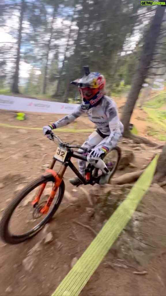 Rachel Atherton Instagram - Wow! First 2 days done at LENZERHEIDE World Cup! Yesterday was all about bike, body & kit, & Today was first day of practice & wow, I got my ass kicked by this track! I was so nervous first run, legs all shaky & stiff, but slowly you learn the track & start to try to get faster but I really am struggling to find the confidance I have when I’m riding at home! I had what felt like a big crash 2ND run & that opened my eyes a bit! I hurt my shoulder which is always fked anyway after so many surgeries , & it all just honestly feels a bit ridiculous to be trying to race & then come home & breastfeed arna to sleep cos she’s missing me during the day! Anyway this was my choice to try to race , im just trying to be real 😬😂🙏🏽 It’s 2nd degree fun this racing game 😂 I’m trying to enjoy it & to not care, but it’s hard to even do a full run…. No wonder I used to train so damn hard!!! 😂 The ladies were so impressive & riding so fast, it’s rad to see first hand how fast they’re all riding, amazing! Hope you like my little reel of the last 2 days ❤️👍⭐️ @enduraofficial @conti_mtb @athertonbikes @alanmilway 🎥