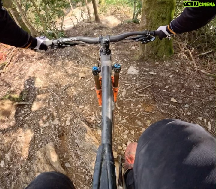 Rachel Atherton Instagram - This was my first time properly testing @athertonbikes 170mm early April - this is the production version & it is RIDICULOUSLY fun, probably one of the most fun bikes I’ve ever ridden 😍😍 the BB is a bit lower so you corner like you’re on rails (like your Dan Atherton!) but it doesn’t effect ride height or anything… @dan_atherton worked with the team to design this bike to be the perfect “do it all” bike & it bloody well does!! We’ve sold a lot of these 170s now & your guys rave about them, so so cool hearing you love them like we do! 🤛 just found these clips buried deep in my @gopro album 😅😅😍😍 @goprouk #goprohero