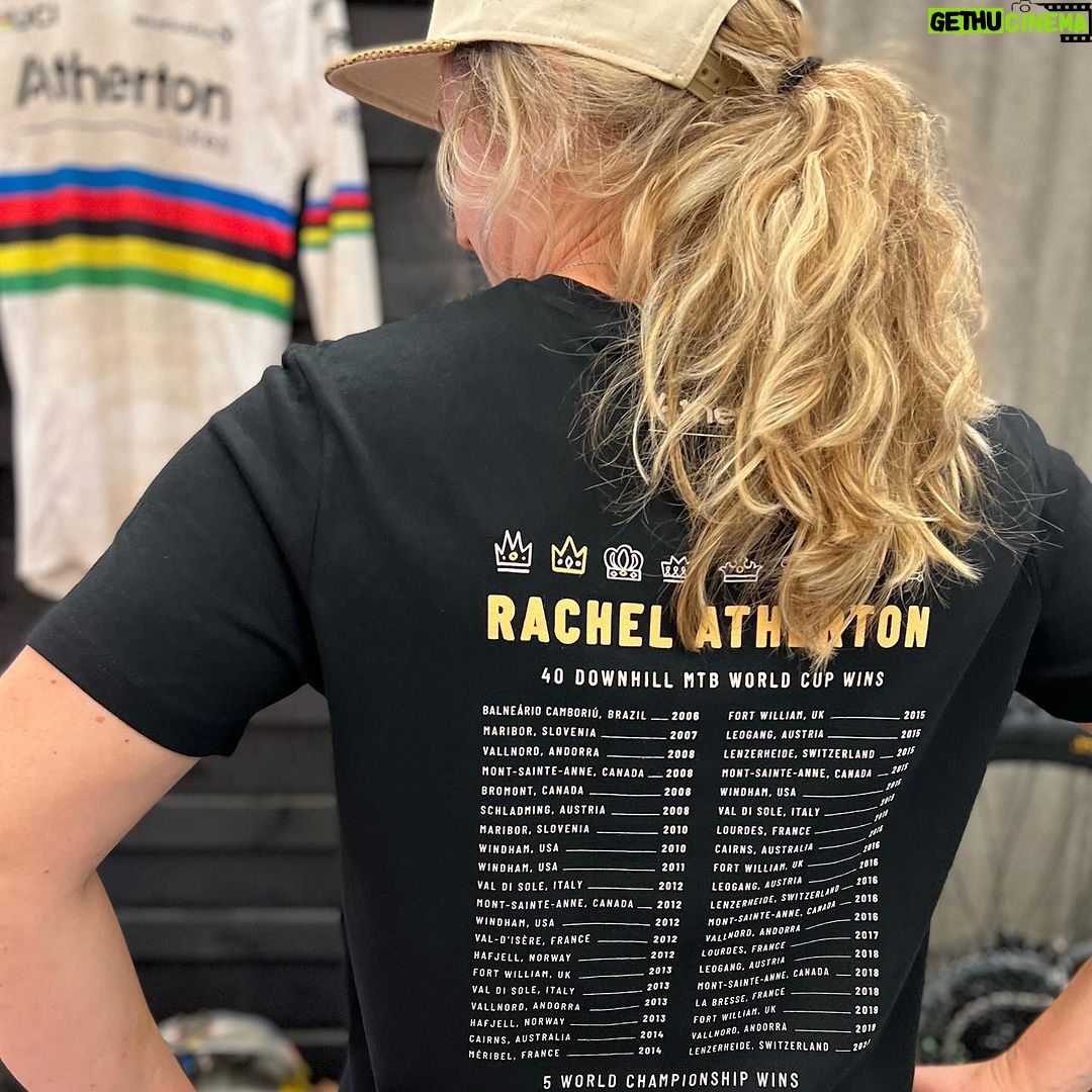 Rachel Atherton Instagram - My T- Shirt re-stock 🥰🥺😝You guys seemed to Love them at Fort William which was so rad ❤️ 40 wins Band Style // or 40 crowns Adult & kids ❤️ we’ve finally ordered more sizes & you can find them on the @athertonbikes website under “Gear” Link in bio ✌️ @dora_rgb helped design these and I love them ❤️ Felt weird to make a T shirt blowing my own trumpet but then I just thought, YOLO 😂 Thanks so much Dora, for creating the crown 👑 vibe so perfectly ❤️👑❤️🌈 If you order now they should be with you before CRIMBO / Christmas ❤️ Carve your own path.