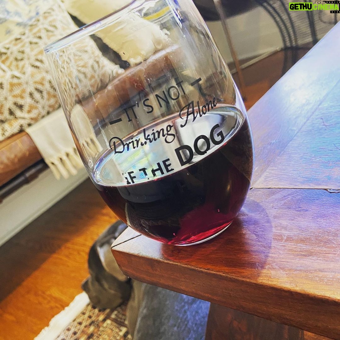 Rachel Nichols Instagram - I mean….🤷🏼♀️. It’s accurate in my book. ❤️. @sarahsfisheractress