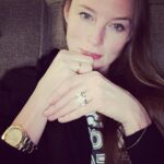 Rachel Nichols Instagram - My in-laws are amazing. I absolutely adore everything about them. Tonight, I took my rings off at dinner because I ordered something quite messy and I was planning on digging in and getting very dirty. Every time I eat with D&G, they ask me to text when I get back to the place at which I’m staying. So…I wanted to assure them that I had returned to the hotel AND my rings had been reunited with my fingers. A good time was had by all.