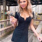 Raelynn Harper Instagram - giving my haters the bird Wild Florida