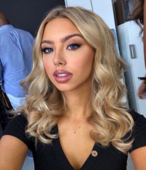 Raelynn Harper Instagram - today shooting for my @blushpromdress fam✨
@nextmodelsmia 
mua: @yukoonthego
hair: @hilaryshawnhmua