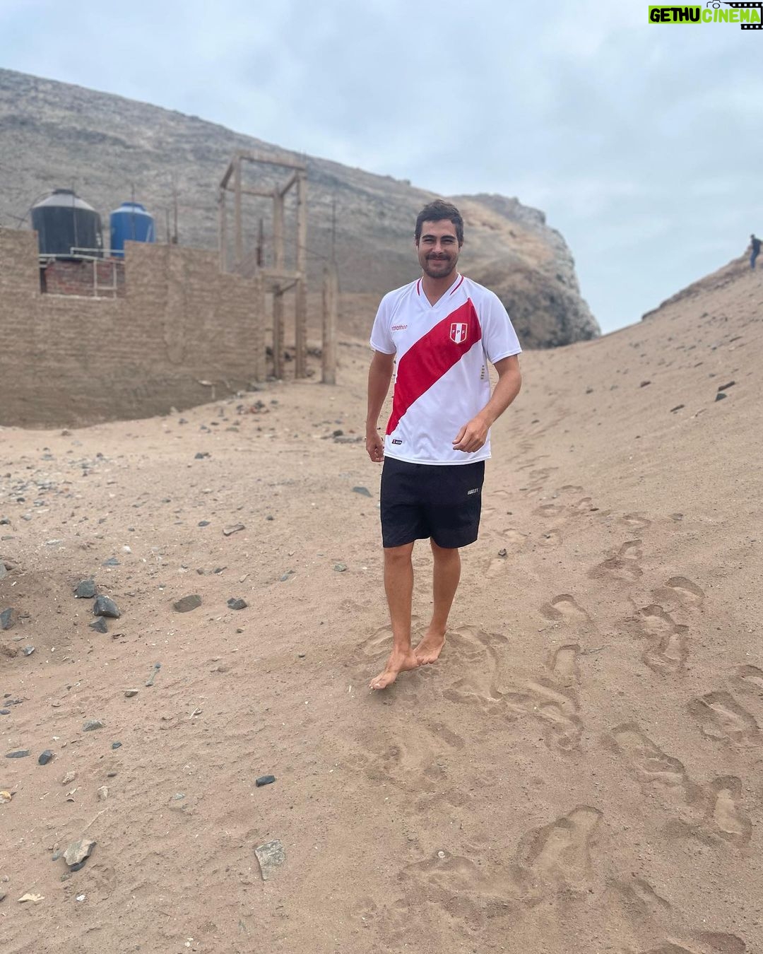 Rafael Vitti Instagram - Peru 🇵🇪☺️ Playa Cerro Azul