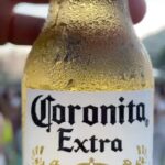 Rafael Vitti Instagram - Isso é #ThisIsLiving sim ou com certeza? Corona Sunsets trazendo muito sol e uma energia maravilhosa!!! ✨🙏🏼🌅 @coronabrasil #CoronaSunsets #ThisIsLiving #Bebacommoderação #publi Praia Da Macumba Rio De Janeiro
