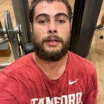 Rafael Vitti Instagram - Pra quem desacreditou, até suei hoje 🤣🏋️🫠💪🏽 #dia8