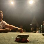 Rafael Vitti Instagram – Começo, meio e fim. 🙌🏽✨🃏
Último poker do ano com a rapaziada, acabei levando depois de 7 horas de torneio.
Comprovando que o estudo tá valendo a pena. 😬