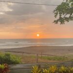 Rafael Vitti Instagram - Por do sol e show de luzes 🌅⚡️