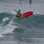 Rafael Vitti Instagram - Feriadão, um milhão de surfistas na água… Sobrou essa esquerdinha pra mim 🥹🥹 Imagens : @lulu_morenna Praia da Macumba