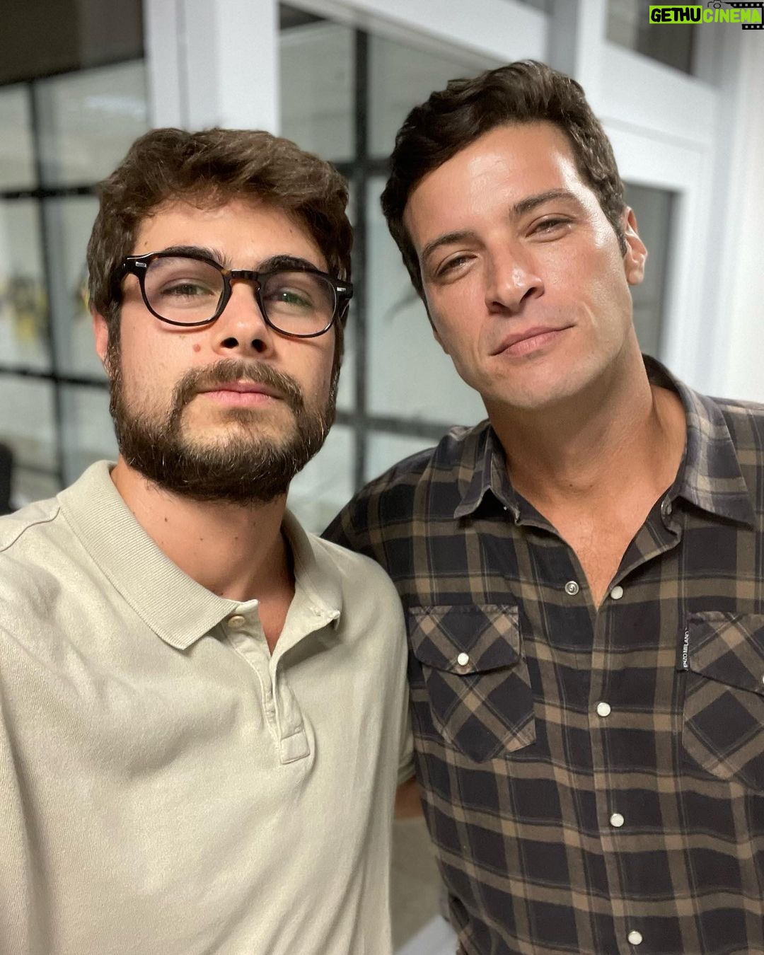 Rafael Vitti Instagram - Liga aí a Tv em Terra e Paixão e arrasta pro lado pra ver nossa reação 👉🏽😊 Estúdios Globo