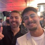 Rafael Vitti Instagram – Noite mais do que especial no #MelhoresDoAno, prestigiando meu amor que concorreu na categoria melhor humorista e também representando nossa amada novela Além da Ilusão, na categoria Melhor Novela, junto com nosso diretor artístico @luizhrios , nossa autora diva @alessandrapoggiautora , nosso gerente de produção @mauricio_quaresma_ e @barbararaquelpaz ,que dispensa apresentações
✨🍀♥️♥️♥️ Estúdios Globo
