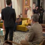 Rafael Vitti Instagram - (CONTEÚDO SENSÍVEL : SANGUE CENOGRÁFICO ) Bastidores de qualidade duvidosa da sequência do tiro no pé. #TerraEPaixão #Bastidores Estúdios Globo