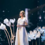 Raisa Andriana Instagram – So happy bisa duet when you believe me bareng @arianinismaputri 🫶🏻 also loving this stunning white gown by @felissa_thung 

Makeup // @ferryfahrizal 
Hair // @ibaayy___ 
Styled // @elcofrebliaman 
Photo // @high_iso