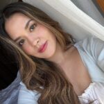 Raisa Andriana Instagram – Lagi ngedit tutorial makeup ini tapi kalian pasti udah tauu krn aku gitu2 doang makeupnyaaaa hahahaa tp yg special adalah pake powder baru @officialrainebeauty omg gak sabar kalian cobaa, matte tapi ttp radiant tuu gimana sihh jelasinnya ya harus dicoba. Launching soon!!