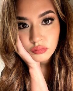 Raisa Andriana Instagram - Siapa yang lagi malem mingguan..?