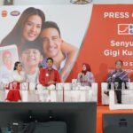 Raisa Andriana Instagram - Celebrating Bulan Kesehatan Gigi Nasional bersama @tanyapepsodent di FKG UGM! Dalam rangka BKGN 2023 kamu bisa dapat perawatan gigi GRATIS: scaling, pencabutan sederhana, penambalan sederhana & preventive dentistry GRATIS di seluruh FKG & RSGM di Indonesia! Selama bulan September - Februari 2024. Yuk, manfaatkan perawatan gigi GRATIS sekarang! Cek jadwalnya di bit.ly/BKGN-2023 Kamu juga bisa konsultasi dokter gigi GRATIS dengan scan QR code yang terdapat di pack Pepsodent Pencegah Gigi Berlubang atau bisa hubungi secara langsung via WA Tanya Pepsodent +62 878-8876-8880 ya! #BKGN2023 #SenyumIndonesia Gigi Kuat, Mulut Sehat