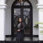 Rajisha Vijayan Instagram - 🖤 Outfit: @bunastudio Styling: @styledbysmiji Photography: @jiksonphotography Glam: @laxmi_saneesh Assisted by : @siraj_saleem_ Location: @azora.hotels