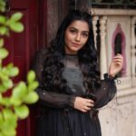 Rajisha Vijayan Instagram - Gazing at you in your feed 🖤 Outfit: @bunastudio Styling: @styledbysmiji Photography: @jiksonphotography Glam: @laxmi_saneesh Assisted by : @siraj_saleem_
