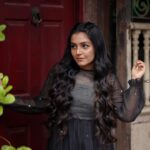 Rajisha Vijayan Instagram - Gazing at you in your feed 🖤 Outfit: @bunastudio Styling: @styledbysmiji Photography: @jiksonphotography Glam: @laxmi_saneesh Assisted by : @siraj_saleem_