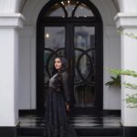 Rajisha Vijayan Instagram - 🖤 Outfit: @bunastudio Styling: @styledbysmiji Photography: @jiksonphotography Glam: @laxmi_saneesh Assisted by : @siraj_saleem_ Location: @azora.hotels