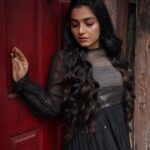 Rajisha Vijayan Instagram - Gazing at you in your feed 🖤 Outfit: @bunastudio Styling: @styledbysmiji Photography: @jiksonphotography Glam: @laxmi_saneesh Assisted by : @siraj_saleem_
