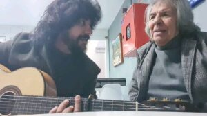 Rancapino Chico Instagram - Aprendiendo de mi Maestro..
Feliz dia a mi padre y a todos los padres del mundo ❤️🌲