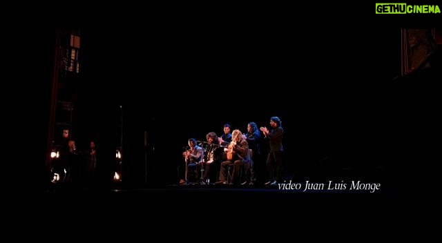 Rancapino Chico - 822 Likes - "Tengo un Amor en la Calle"...
En el homenaje a Juan Fernández Flores el Moreno..
Al toque: José Gálvez.
Mis @rancapineros el día 5 de mar nos vemos en Palma de Mallorca II FESTIVAL FLAMENCO PACO DE LUCÍA..
Presentando: "HIJO DEL CANTE"... ❤️🌲🤗🤗
Toda la información 👇🏾
https://www.culturalpalma.com/es/Conciertos/ii-festival-de-flamenco-paco-de-lucia-rancapino-chico-teatre-municipal-xesc-forteza-palma/