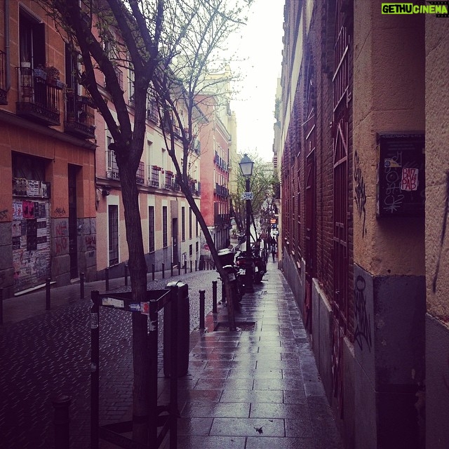 Randy Harrison Instagram - Rainy Madrid