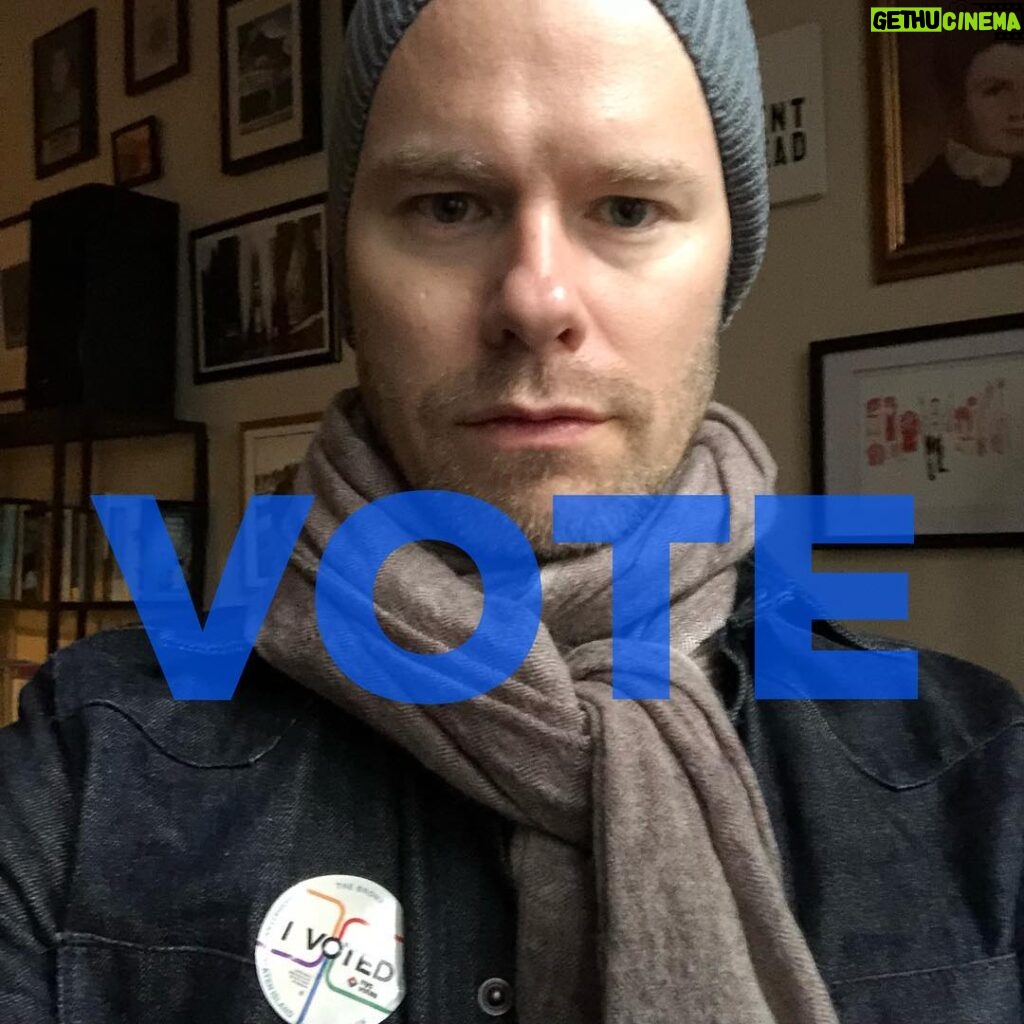Randy Harrison Instagram - vote vote vote vote vote. 🤞🏼💙