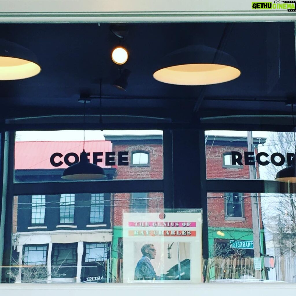 Randy Harrison Instagram - Louisville, Coffee, Records, Ray ❤️