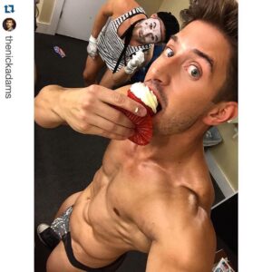 Randy Harrison Instagram - #Repost @thenickadams with @repostapp. ・・・ Another day at the office... #ptown #skivviestour #provincetown @theskivviesnyc @randyharrisongram 🍥🎂🍰 🎭🎪🎨