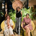Ranjini Haridas Instagram - Find your Tribe .Love them Hard .Annoy them harder .😂😂😂 @msmarti_ranj @thanujose 😬😂😈 #adultingtogether #dubaidiaries #gossipgirls #classmatestolifemates #kochitodubai #mytribe #myvibe #😂 Caña by Tamoka