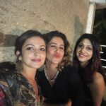 Ranjini Haridas Instagram - People who party together stick together !!!😂😂😂 Except last night some of us took off coz it was too bloody hot and the sound wasn’t the best .Aaah well some days are good and some days are bad ..😶 @dancingbellss @ranjinijose @samsonjvalentine #gooddaysbaddays #partypack #tech #friendslikefam #ranjiniharidas #cochindiaries
