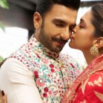 Ranveer Singh Instagram - Love and Light ♥️🔱🧿💫🙏🏽⭐️ Happy Diwali 🪔 @deepikapadukone