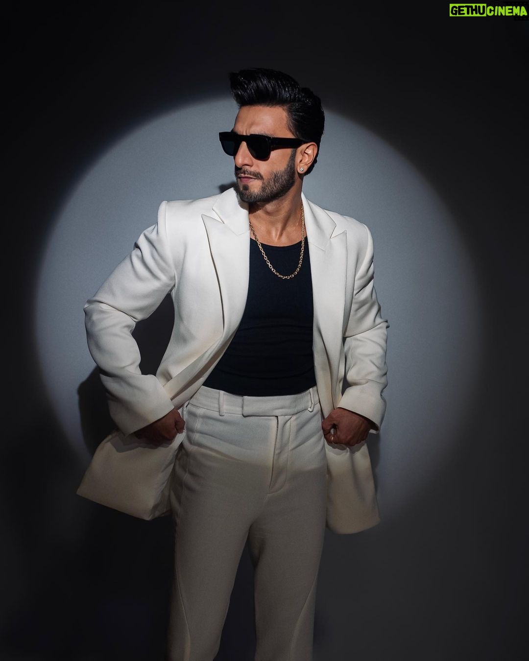 Ranveer Singh Instagram - 🤍 @tiffanyandco @franckmuller_mea