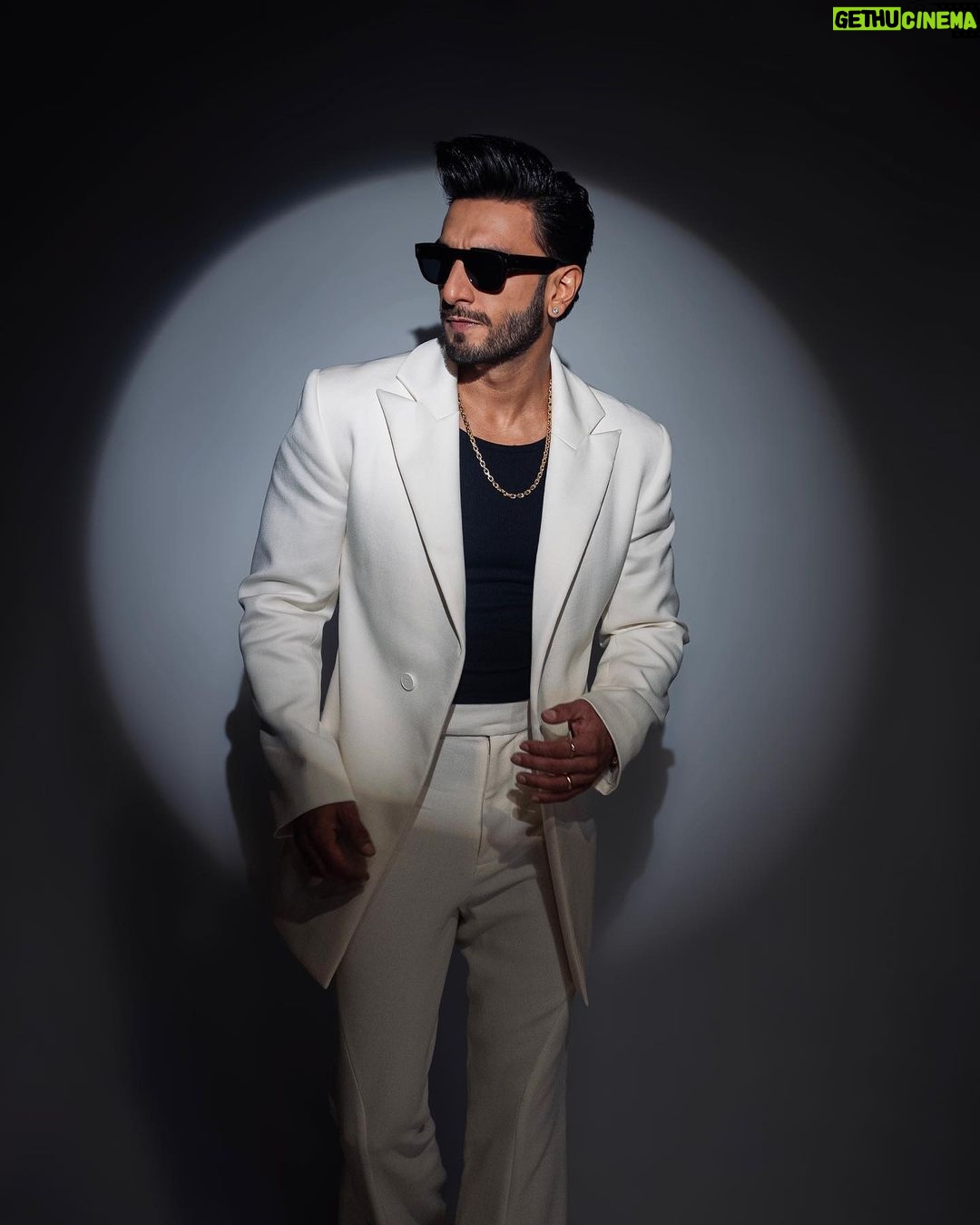 Ranveer Singh Instagram - 🤍 @tiffanyandco @franckmuller_mea