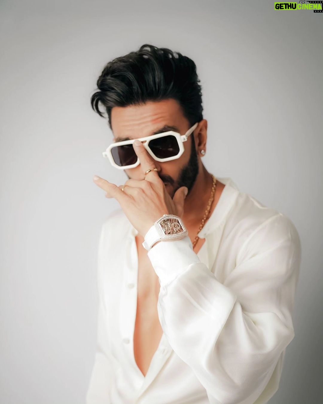 Ranveer Singh Instagram - 🤍 @tiffanyandco @franckmuller_mea