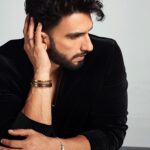 Ranveer Singh Instagram – No rules. All welcome. #TiffanyLock

Share your personal unbreakable bonds that make you who you are.

@tiffanyandco #TiffanyLock #LockwithLove #TiffanyIndia #TiffanyPartner