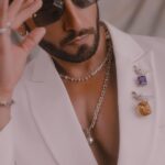 Ranveer Singh Instagram – 💎 @tiffanyandco #tiffanyandco #thetiffanylandmark @reliancebrandsltd