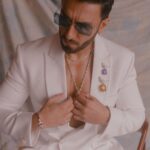 Ranveer Singh Instagram – 💎 @tiffanyandco #tiffanyandco #thetiffanylandmark @reliancebrandsltd