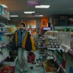 Ranveer Singh Instagram - Got so excited about Meesho Trendz, ended up like Joey Tribbiani! 🤣🌪️🧥🛒 #MeeshoTrendz #Meesho #Meeshoapp