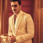 Ranveer Singh Instagram - For the Red Sea Film Festival 🎥 🎞️ @redseafilm