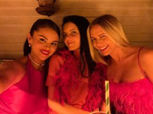 Raquelle Stevens Instagram - 💞💞💞
