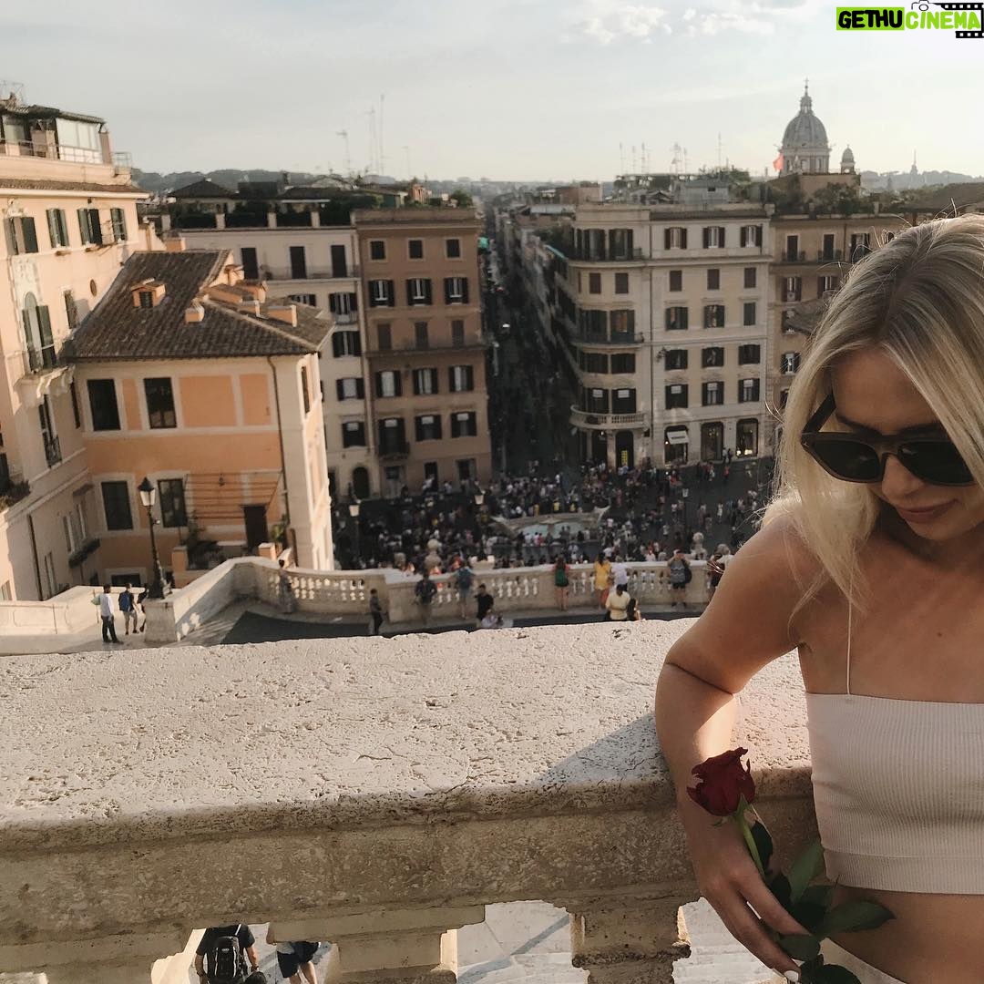 Raquelle Stevens Instagram - Memories ❤️🌹 Rome, Italy