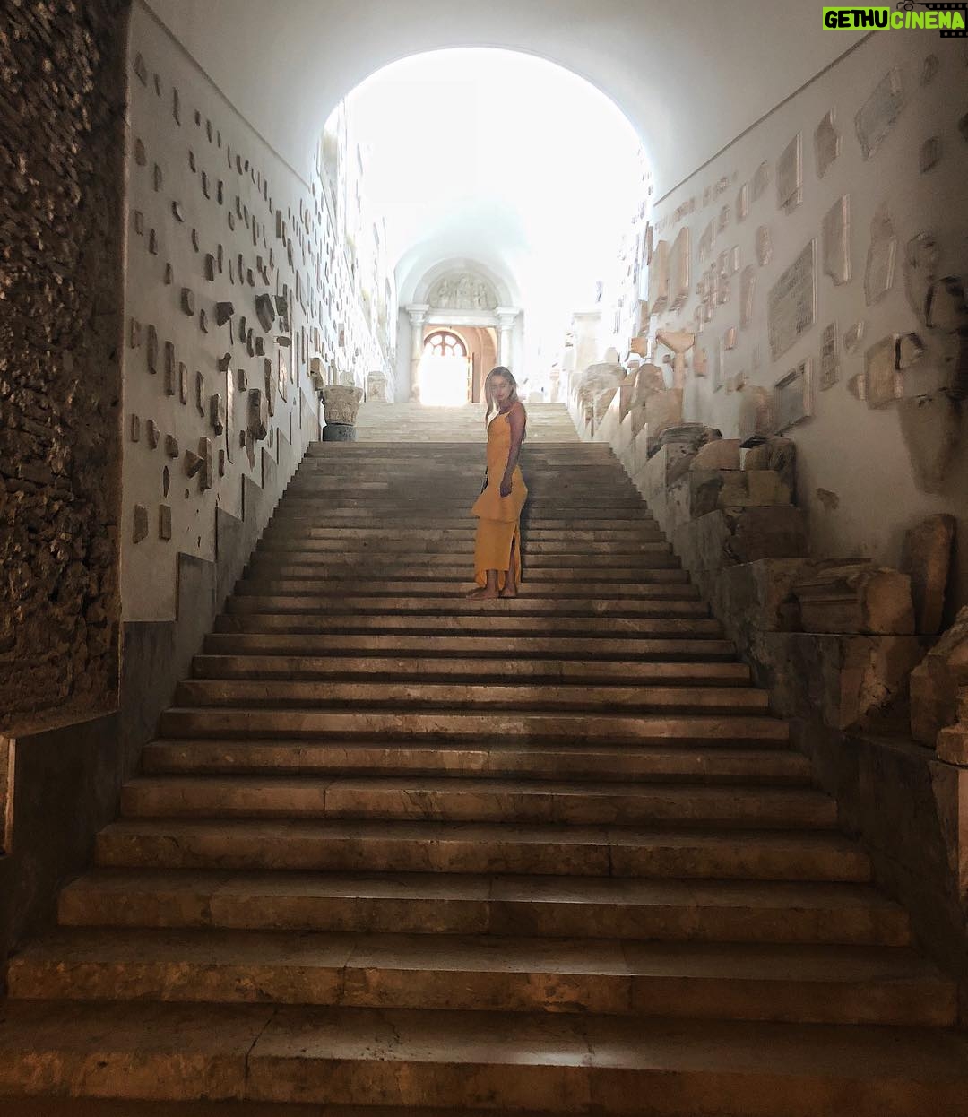 Raquelle Stevens Instagram - 💛 Abbazia di Montecassino