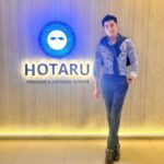 Rathanand Chanyachirawong Instagram - ว้าว ทุกคำจริงๆ ไปกินโอมากาเสะที่ @hotaru.omakase มาฮับ เป็น20คำที่ตื่นตาตื่นใจทุกคำและแน่นอน อร่อยมาก Appitizerน่าสนใจทุกคำ ก่อนเข้านิกิริ ข้าวปรุงรสด้วยน้ำส้มสายชูแดงปรุงรสได้กลมกล่อมมาก ไม่มีแย่งซีนน้องปลาเลย ส่วนน้องปลาตั้งมะได ชิมะอาจิ คินเมะได ชูโทโร่ โอโร่ agedมาหมด เจ้มจ้นมาก และแน่นอนUni ใช้Buffon uni หวานฉ่ำ อยากซ้ำ เมนูล้างpalateที่surprisedมาก คือ ไข่ตุ๋นคั่นด้วยวิปครีปทรัฟเฟิลและท็อบด้วยกุ้งเทมปุระ เมนูนี้มีในทุกคอร์สด้วย เชฟเบียร์ที่มาดูแลบอกมา เชฟพิถีพิพิถันกับทุกเมนู ที่สำคัญ presentation สนุกมากๆทั้ง20คำเลย อยากลองกินโอมากาเสะเริ่มที่799 แนะนำเลยจ้า ยิ้มกลับบ้านแน่นอน เดี๋ยวจัดเต็มช็อตเด็ดในreelต่อ รอติดตามชมนะฮับ #hotaruomakase #sushi #omakase Hotaru 119 Omakase & Izakaya - Sanampao