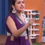 Rathika Rose Instagram - While she is passionately fighting for her partner and presenting valid points, it’s unfortunate that his behavior is inexcusable. His aggressive actions, like hitting her partner in the stomach, are unacceptable and disruptive, undermining the productive discussion she’s trying to maintain. DESIGNED BY @adika_fashion_cafe JEWELLERY BY @aanvitrends #rathikarose #biggboss7telugu #biggbosstelugu #bigbosstelugu #starmaa #mass #reelsvideo #instareels